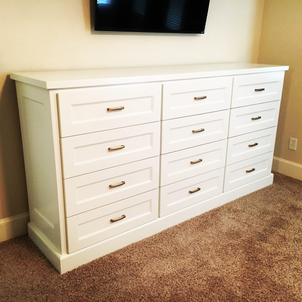 closet cabinetry