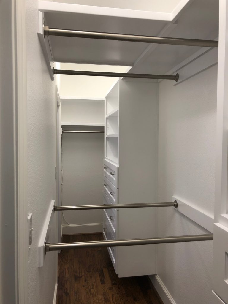 closet hang space